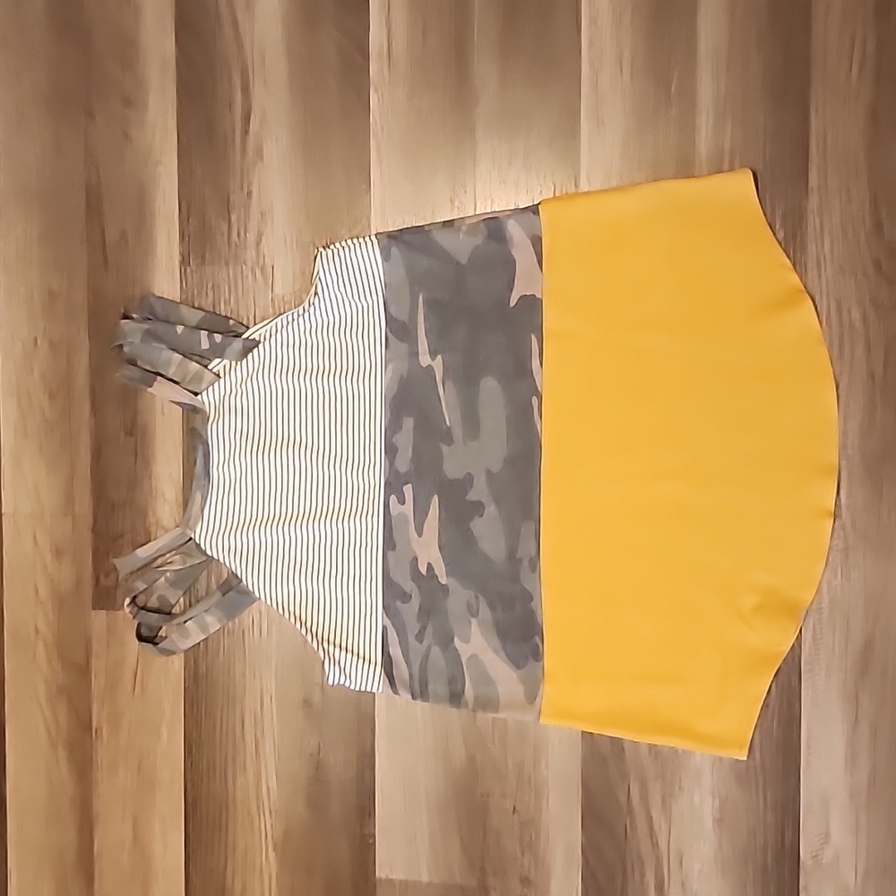 Color block tank - Picture 2 of 3
